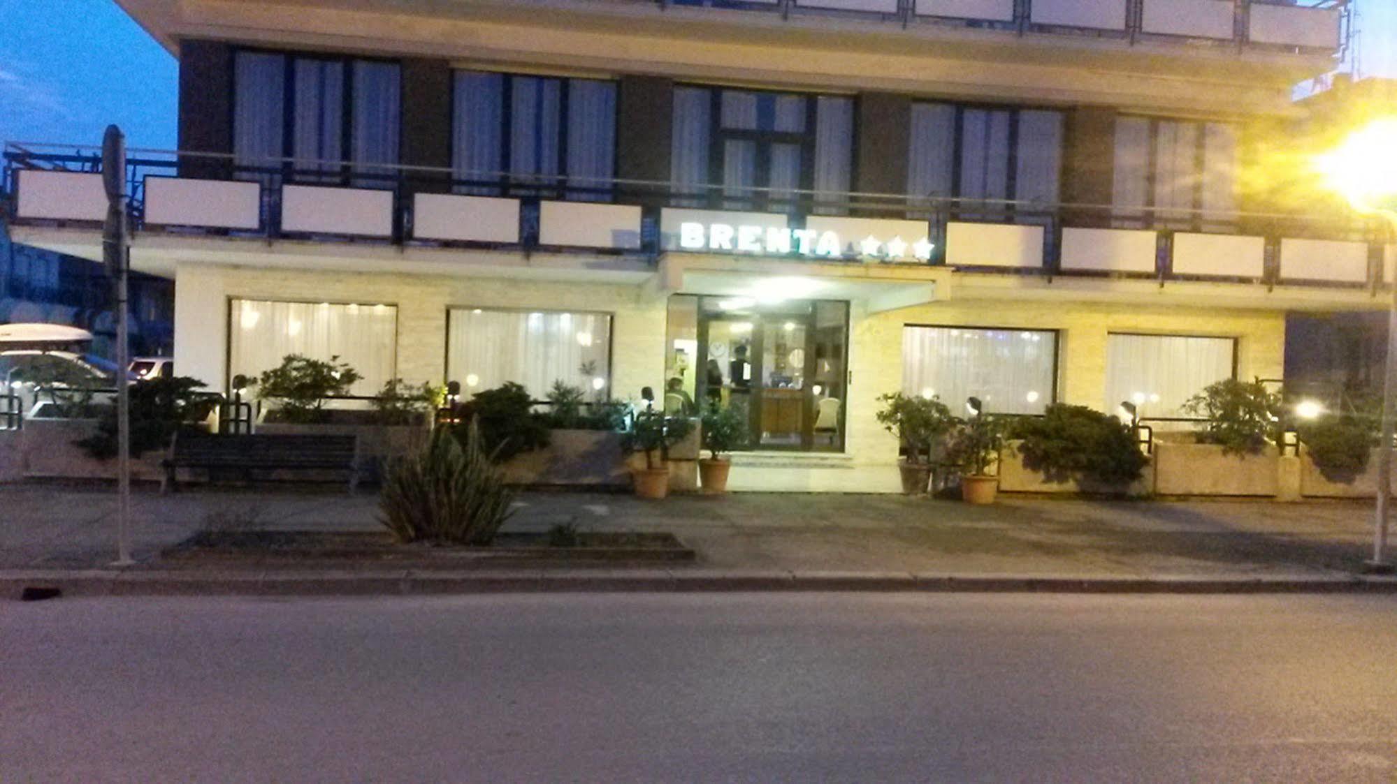 Hotel Brenta Viserbella di Rimini Exterior foto